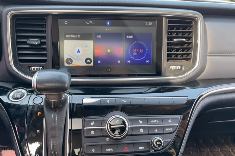 广汽传祺 传祺M8 2019款 320T 至尊版局部细节16