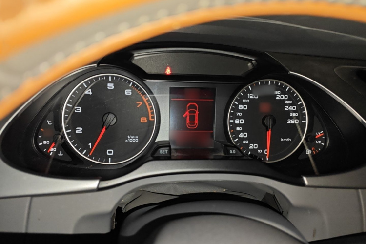 奥迪A4L 2011款 2.0 TFSI 舒适型局部细节14