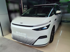 小鹏X9 2025款 740超长续航 Max