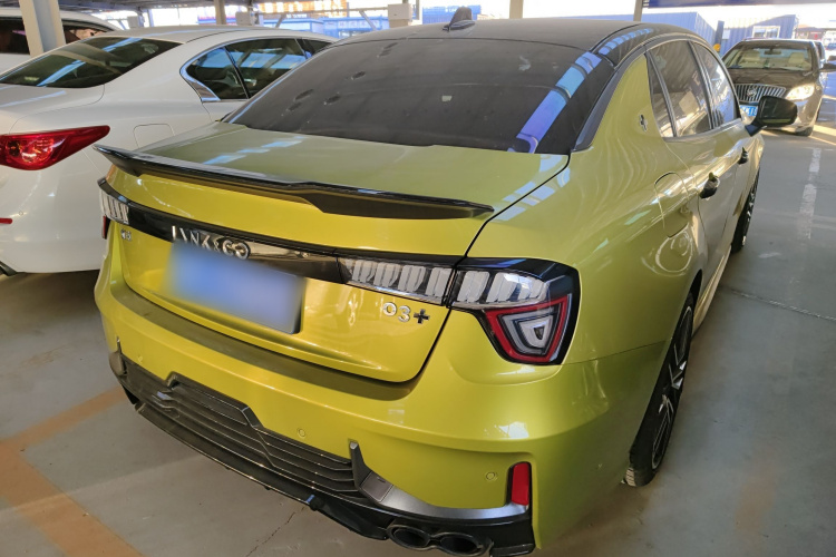 领克03 2019款 03+ 2.0TD 自动驭风版车身外观7