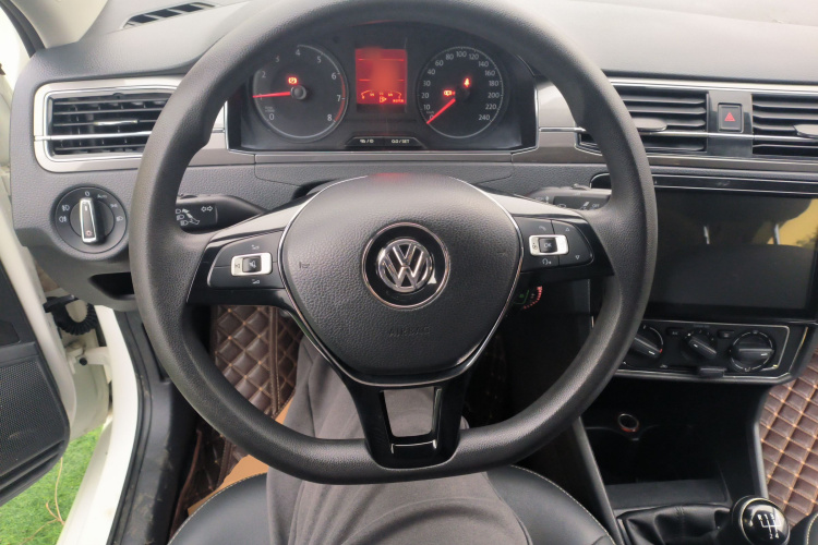 大众 桑塔纳 2016款 1.6L 手动舒适版局部细节13