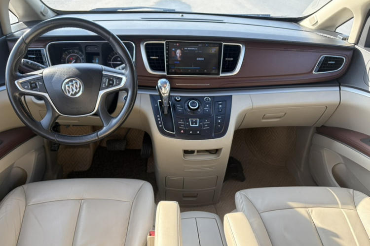 别克GL8 2018款 28T 豪华型 国VI车身外观6007