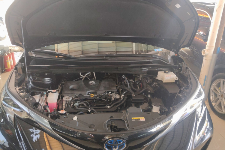 丰田 格瑞维亚 2022款 2.5L混动 尊爵版局部细节24