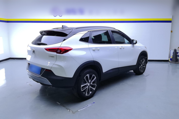 别克 昂科拉 2020款 20T CVT精英型车身外观7