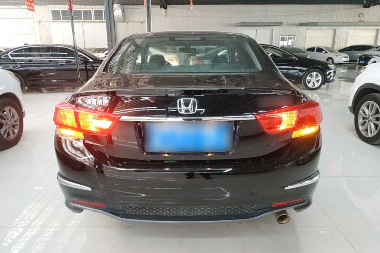 本田 思铂睿 2015款 2.0L 典藏版车身外观6