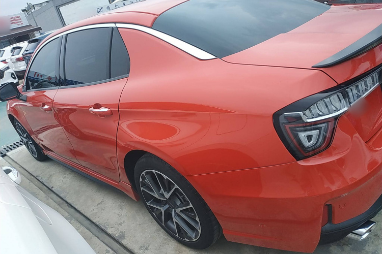 领克03 2019款 1.5TD DCT劲Pro版 国VI车身外观4