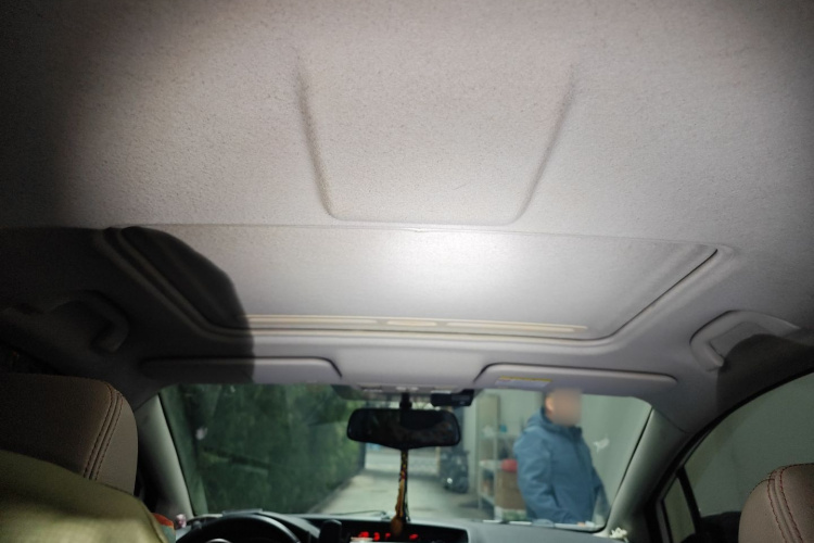 马自达5 2011款 2.0L 自动豪华型局部细节22