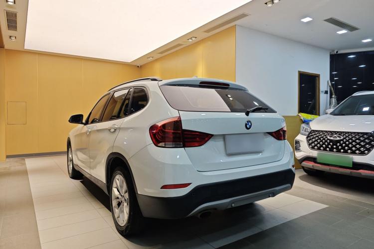 宝马X1 2013款 sDrive18i 时尚型车身外观6006