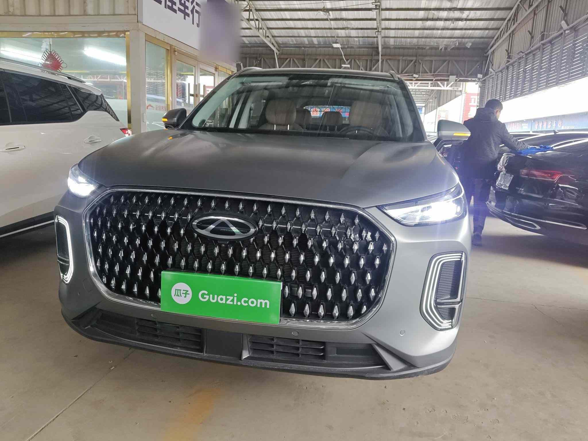 奇瑞 瑞虎8 L 2024款 2.0T 两驱尊贵版 5座(1)