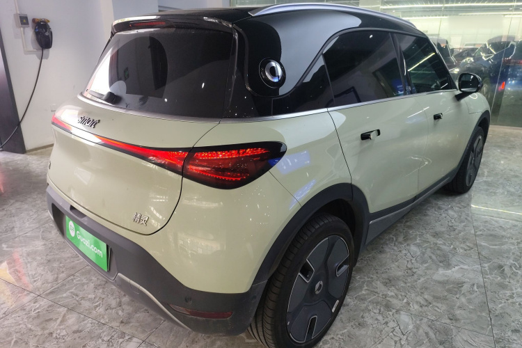 smart精灵#1 2024款 Premium版车身外观7