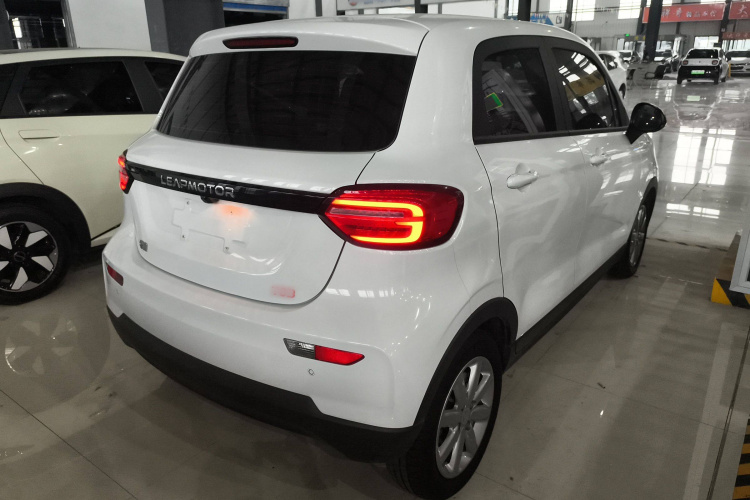 零跑汽车 零跑T03 2022款 皓玉版车身外观6005