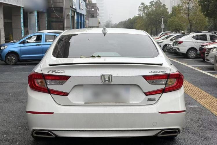 本田 雅阁 2018款 260TURBO 精英版 国VI车身外观6004