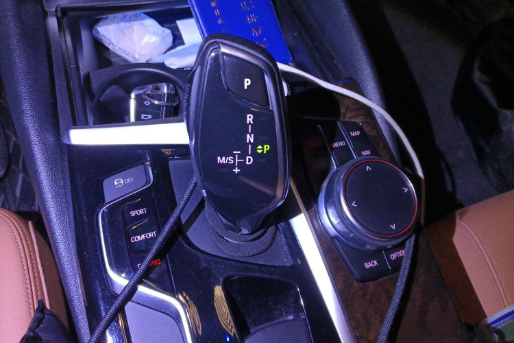 宝马5系 2018款 528Li 上市特别版局部细节18