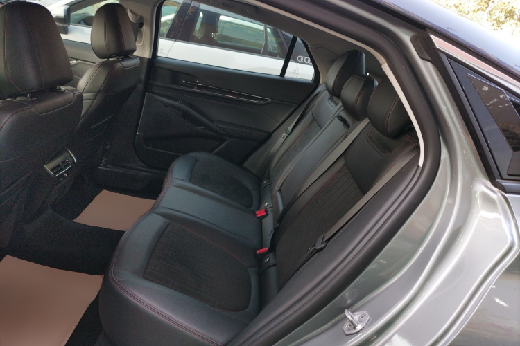 福特 蒙迪欧 2022款 改款 EcoBoost 245 豪华型中控内饰21