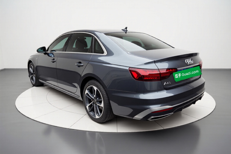 奥迪A4L 2024款 40 TFSI 时尚动感型车身外观5