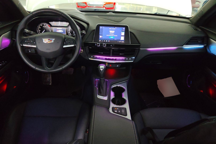 凯迪拉克CT4 2023款 28T 豪华型中控内饰12