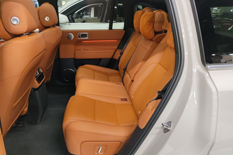 理想汽车 理想L6 2024款 Max中控内饰7004