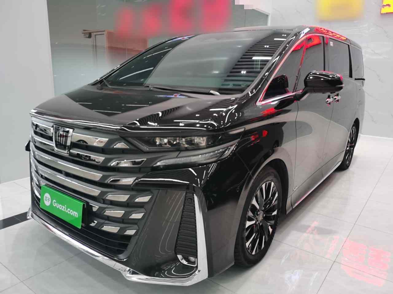 丰田 威尔法 2024款 皇冠 双擎 2.5L 至尊行政版(2)