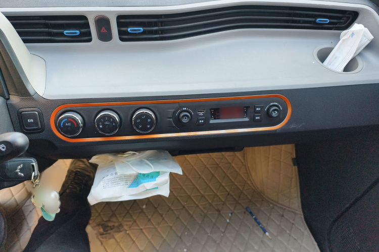 五菱汽车 宏光MINIEV 2020款 自在款 三元锂局部细节16