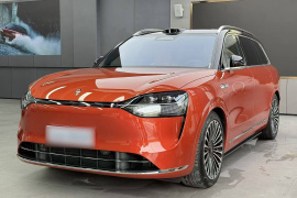 鸿蒙智行 问界M9 2024款 增程 Ultra版 52kWh 5座版