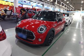 MINI 2018款 1.5T COOPER 艺术家 五门版