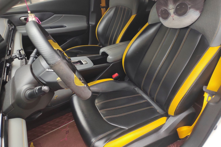 广汽传祺 影豹 2023款 270T DCT J11版中控内饰19