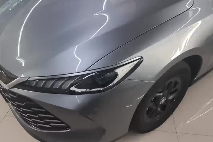 比亚迪 秦PLUS 2025款 DM-i 智驾版 128KM进取型实拍1