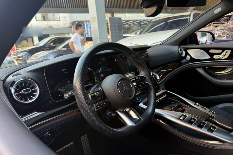 奔驰 2023款 AMG GT 50 四门跑车中控内饰7005