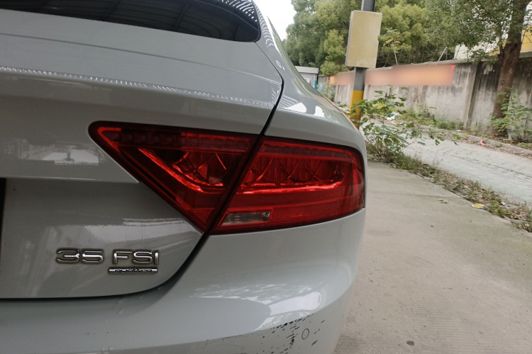 奥迪A7 2013款 35 FSI quattro进取型车身外观9