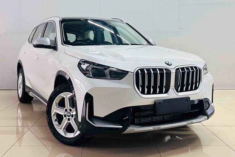 宝马X1 2023款 sDrive20Li X设计套装车身外观6001