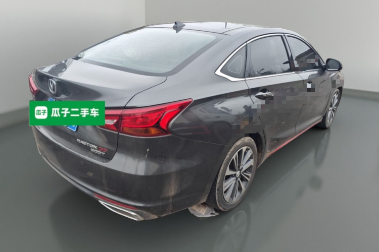 长安 锐程CC 2021款 蓝鲸版 1.5T DCT尊贵型车身外观7