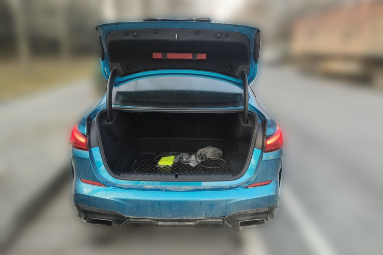 宝马2系(进口) 2021款 225i 四门轿跑车 M运动曜夜套装局部细节23