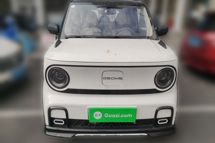 吉利银河 2025款 210km 熊猫卡丁车身外观2