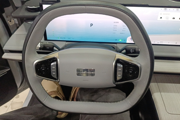 吉利银河 银河E8 2024款 550km 后驱PRO中控内饰13