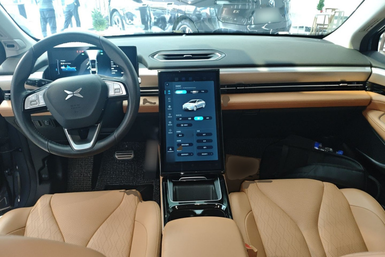 小鹏P5 2022款 460E+中控内饰12