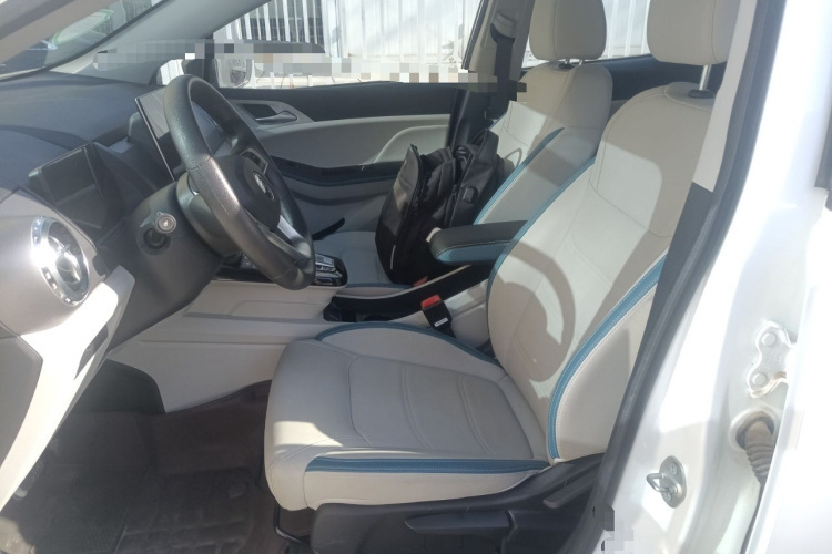 比亚迪 元Pro 2023款 401KM豪华型局部细节19