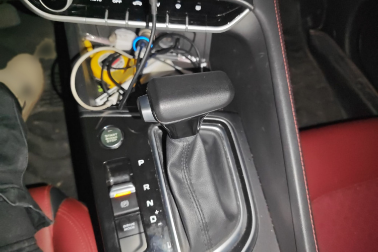 长安 逸动 2020款 PLUS 蓝鲸NE 1.4T GDI DCT旗舰型局部细节18