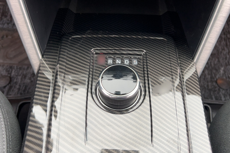 路虎 发现神行 2018款 240PS SE版局部细节18