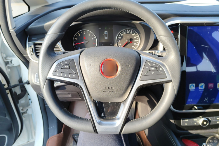 比亚迪 宋MAX 2017款 1.5T 自动智联精英型 7座中控内饰13