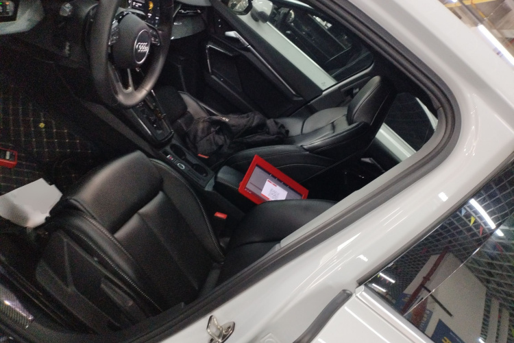 奥迪A3 2023款 改款 A3L Limousine 35 TFSI 进取致雅型中控内饰19