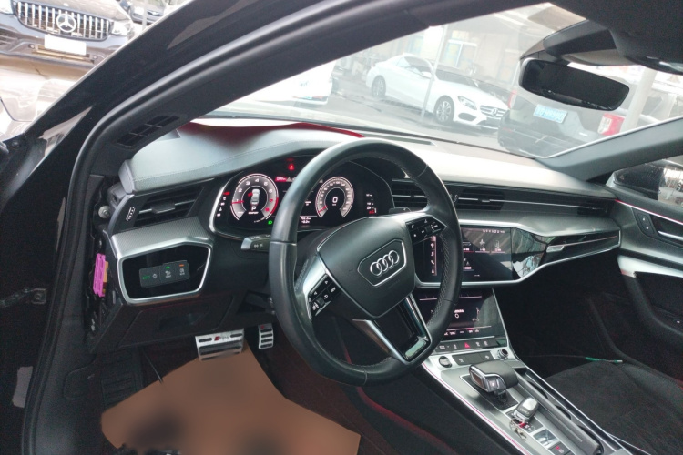 奥迪A6L 2022款 45 TFSI 臻选动感型中控内饰7002