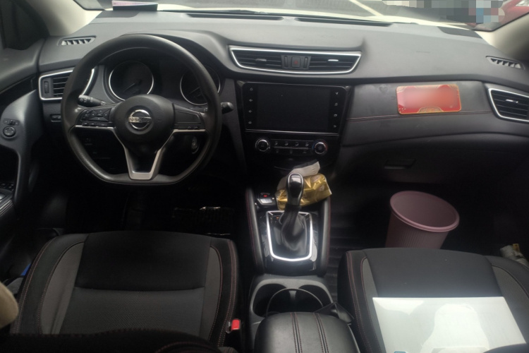 日产 逍客 2019款 2.0L CVT智享版中控内饰12