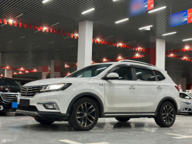 荣威RX5 2016款 30T 四驱自动互联网智尊版