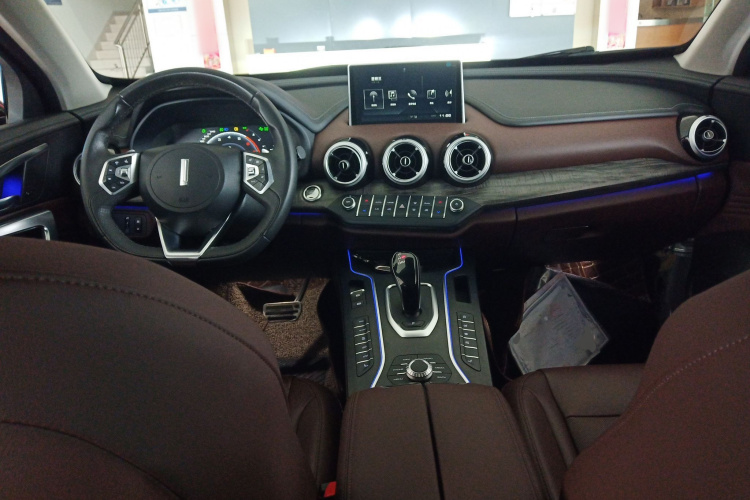 魏牌 VV7 2019款 升级款 2.0T 旗舰型 国VI中控内饰7002