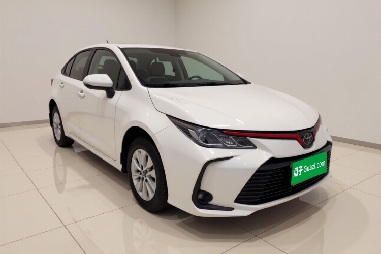 丰田 卡罗拉 2019款 1.2T S-CVT GL-i精英版车身外观3