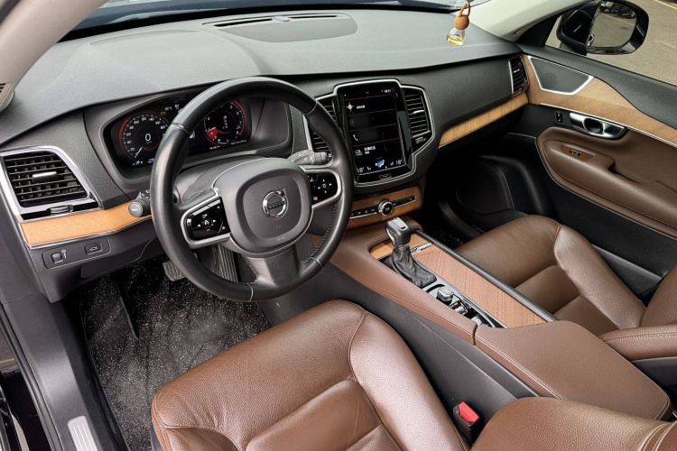 沃尔沃XC90 2020款 改款 T6 智逸豪华版 7座局部细节13