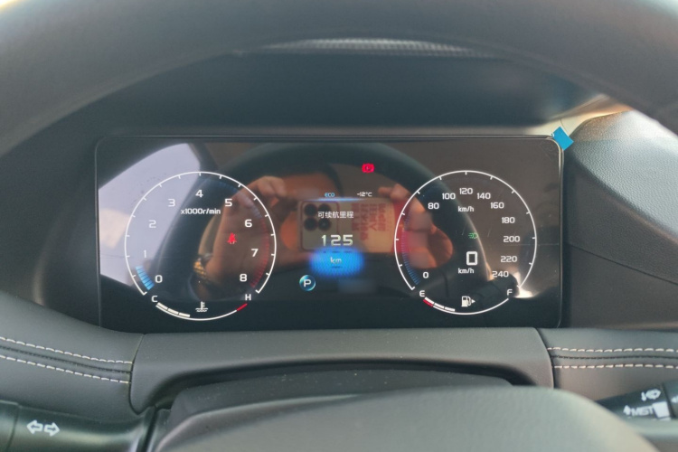 吉利汽车 豪越 2020款 1.8TD 自动舒适型 7座局部细节14