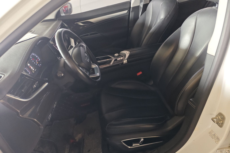 吉利汽车 博瑞 2020款 1.8T 领航版中控内饰19