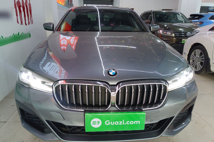 宝马5系(进口) 2021款 525i M运动套装车身外观2