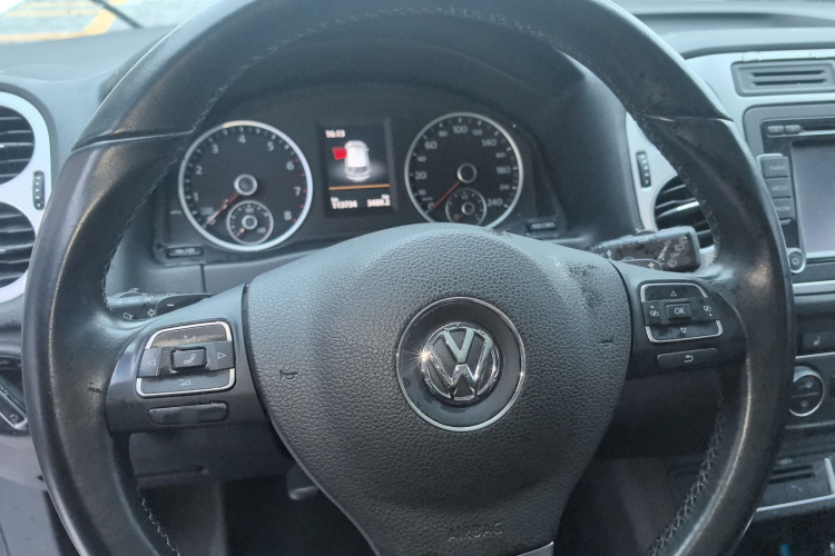 大众 途观 2015款 1.8TSI 自动两驱豪华型中控内饰13